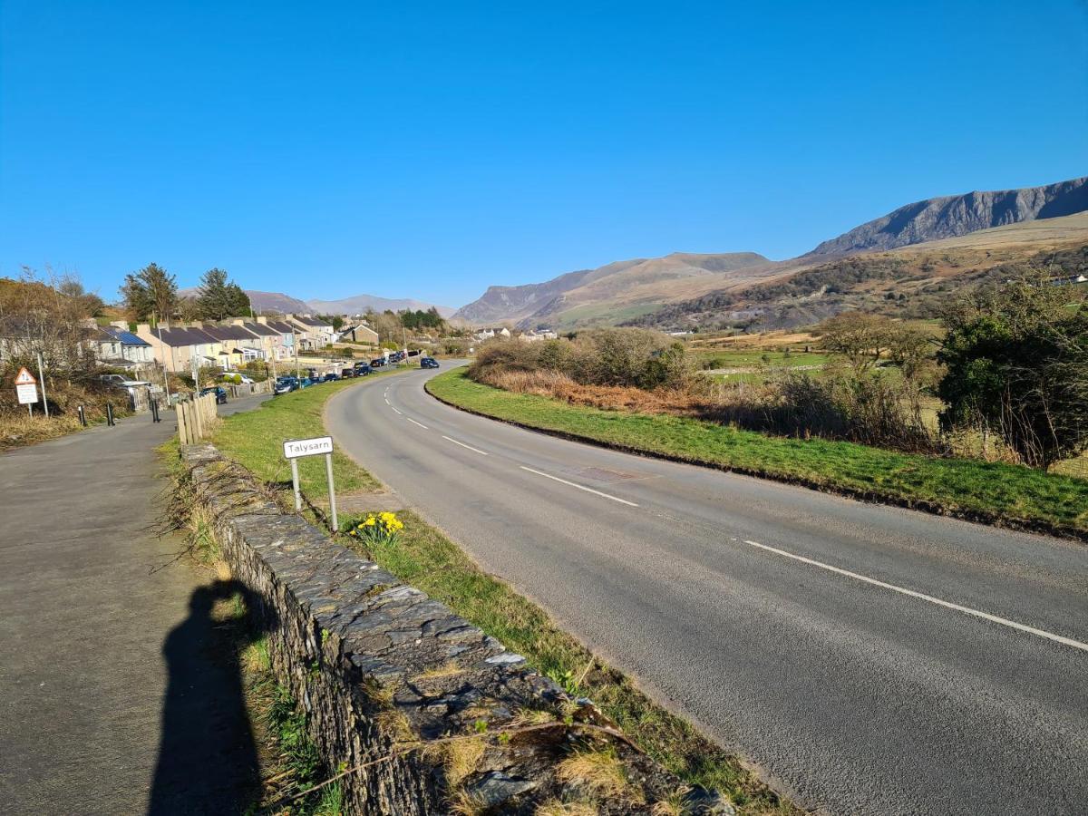 North Wales Cosy Cottage With Views Near Eryri Snowdonia Nantlle 外观 照片
